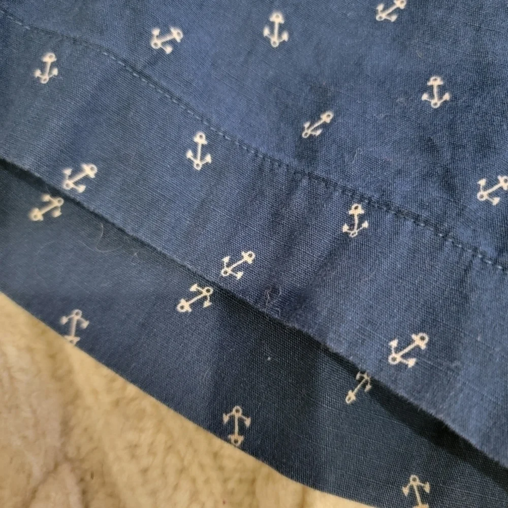 EUC J Crew Gramercy Men's Shorts size 32 Anchor Print Navy/White